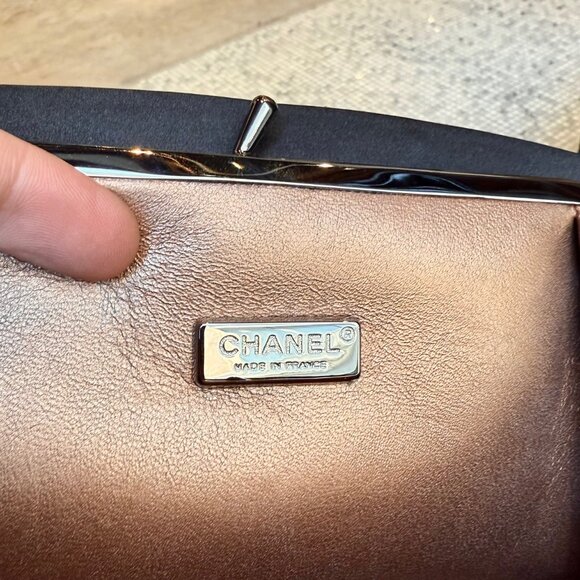 Chanel 2006-2008 Black Quilted Satin Clutch Bag - Picture 11 of 15